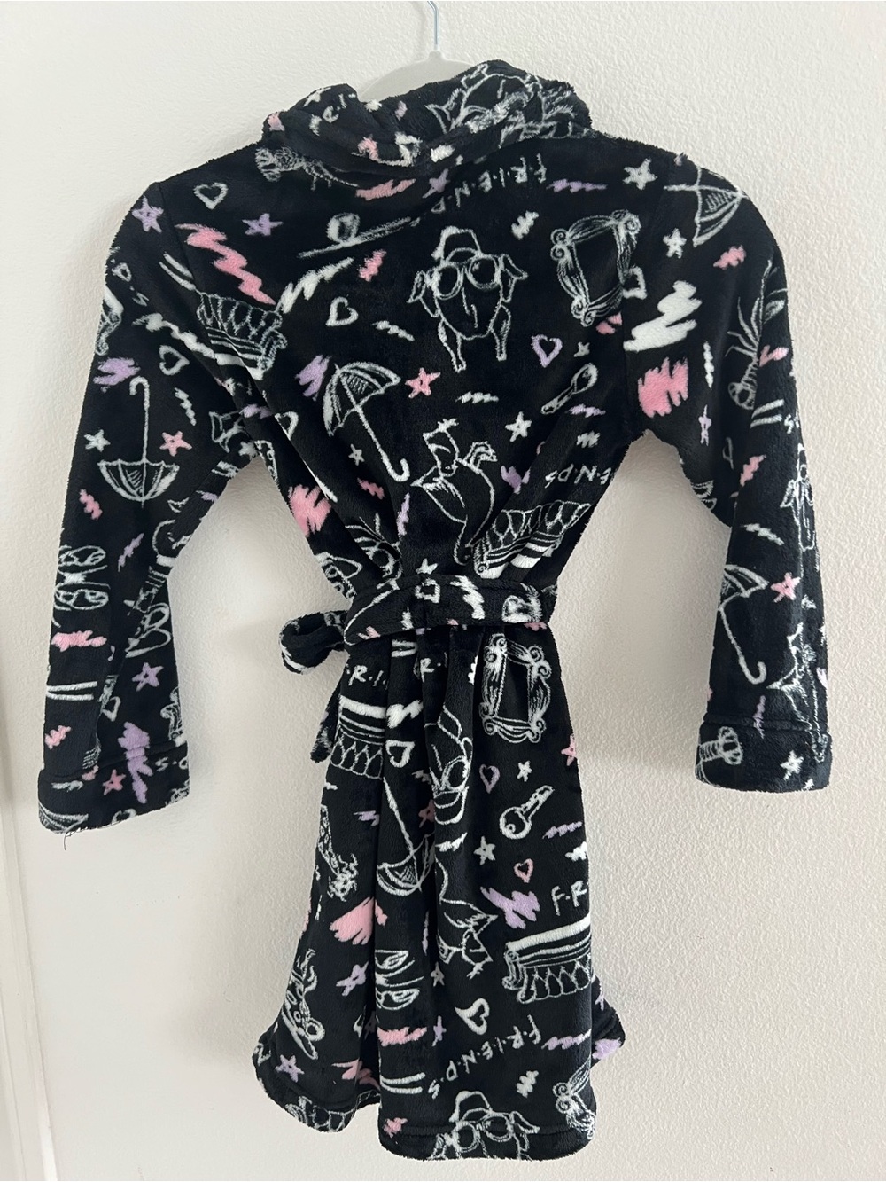 Sweater Subcategory Identification - Picture 6 of 9
